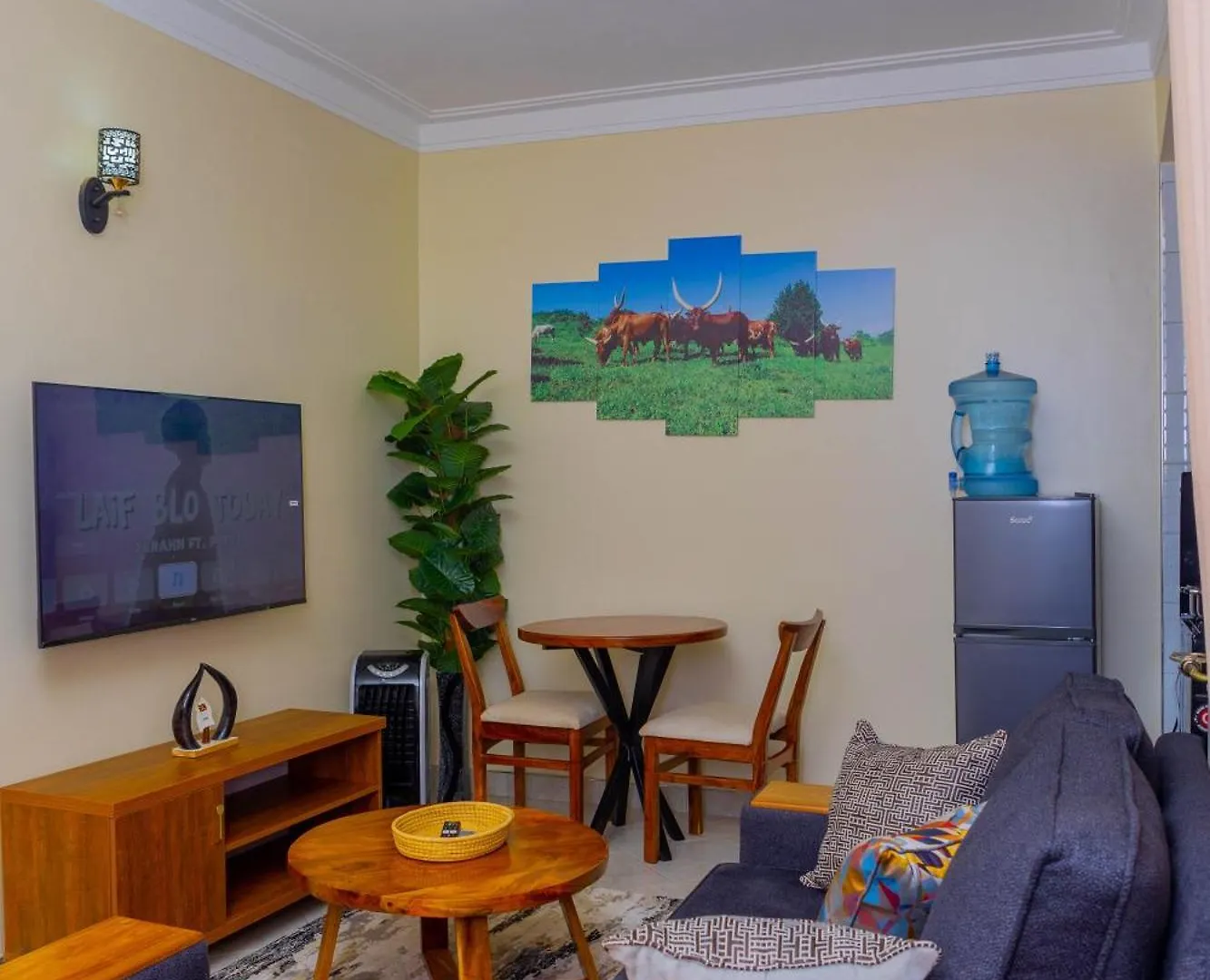 Lejlighed Barksdale Cheap Homes In Kisasi With Ac, Wi-Fi & Netflix Kampala Uganda