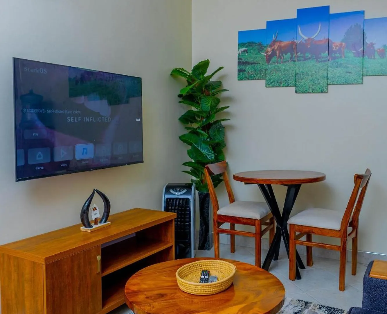 Barksdale Cheap Homes In Kisasi With Ac, Wi-Fi & Netflix Kampala