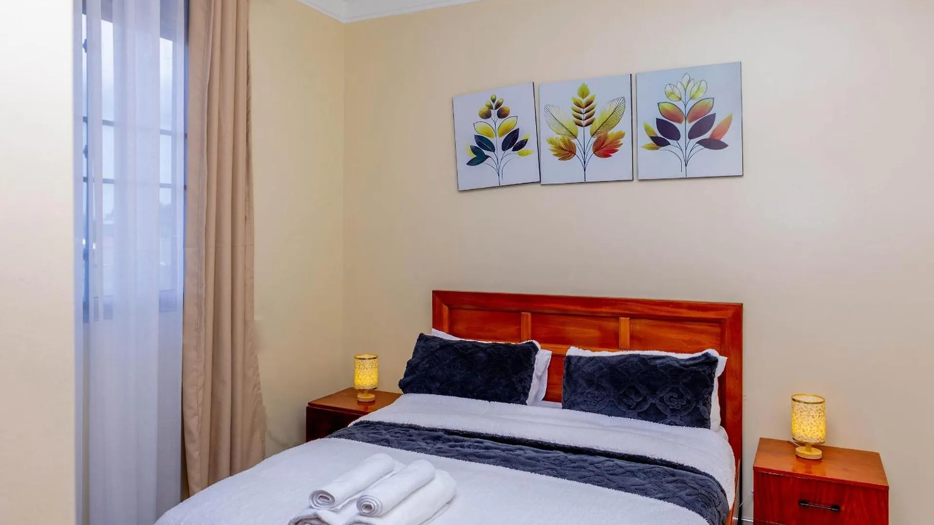 Barksdale Cheap Homes In Kisasi With Ac, Wi-Fi & Netflix Kampala Lejlighed